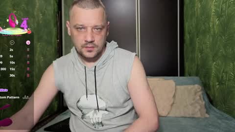 DanieloCool online show from May 11, 6:15 am