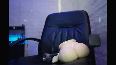 Danielscock420 online show from April 22, 3:57 am