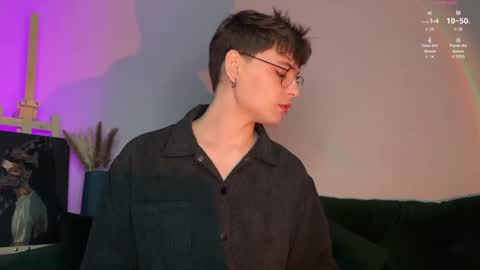 danieltuckerr online show from March 8, 5:06 pm