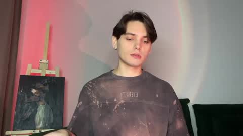 danieltuckerr online show from November 25, 9:50 pm