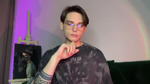 danieltuckerr online show from November 23, 3:06 am