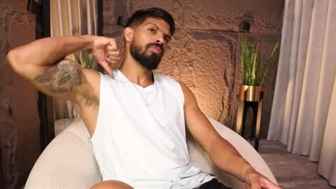 Dann saenz online show from April 4, 2:14 pm