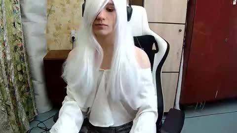 Snapshot of danniielll chatting on October 22, 6:10 pm HilmarZ online show from October 22, 6:10 pm