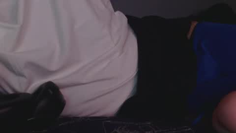 Dee online show from January 5, 5:51 pm