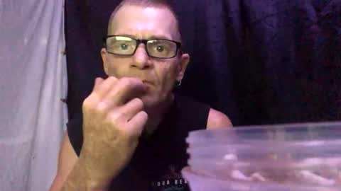 Snapshot of dansone21 chatting on September 19, 4:46 am dansone21 online show from September 19, 4:46 am