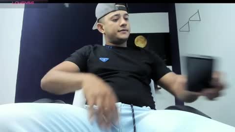 Snapshot of dante_bigboss chatting on January 30, 10:40 am Dante online show from January 30, 10:40 am