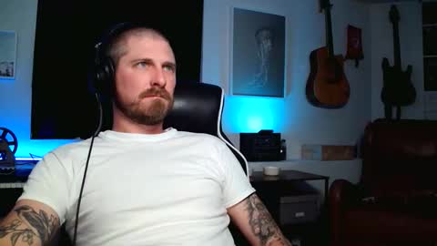 dante_cross_x89 online show from November 16, 6:37 am