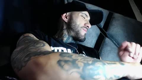 dante_d_angelo_ online show from April 8, 8:47 am