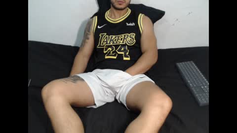 Snapshot of dantebrown1 chatting on February 7, 3:13 am dantebrown1 online show from February 7, 3:13 am