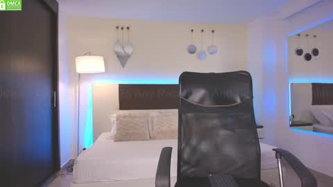 Dante online show from February 20, 5:51 pm