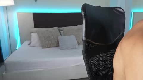 Dante online show from September 16, 6:42 pm