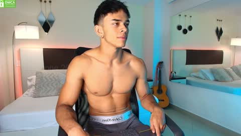 Dante online show from December 26, 8:00 pm