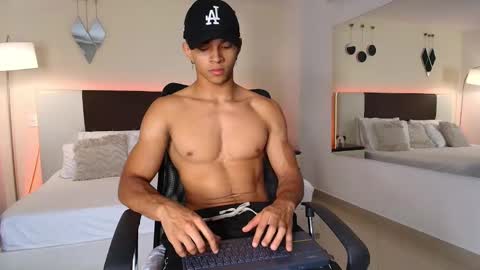 Dante online show from February 13, 5:54 pm