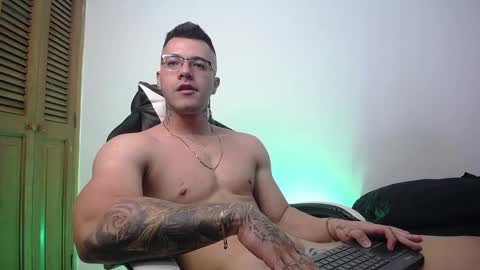 danteread online show from February 13, 8:03 pm