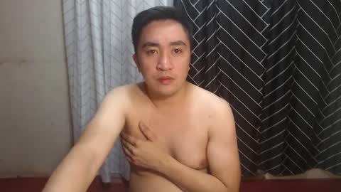 Snapshot of darby1992 chatting on February 18, 2:27 pm Rob online show from February 18, 2:27 pm