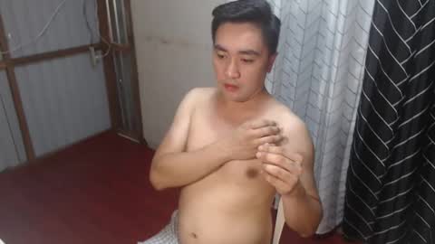 Snapshot of darby1992 chatting on February 22, 8:18 am Rob online show from February 22, 8:18 am