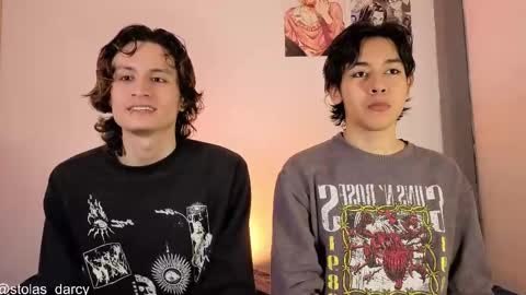 darcy_and_stolas online show from May 28, 9:18 am
