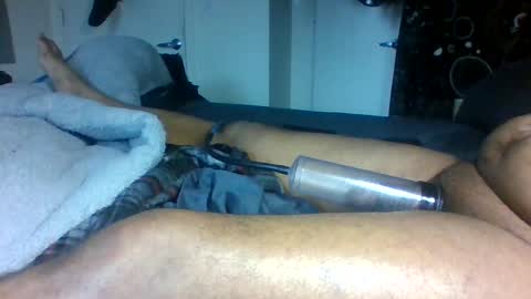 Betty and Robert Play time online show from January 25, 8:53 pm