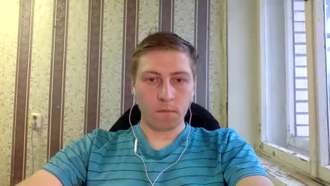 darienlarge online show from December 5, 7:27 am