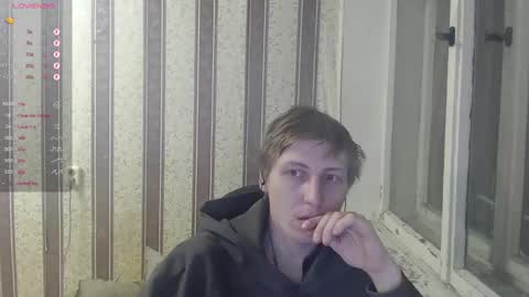 darienlarge online show from February 12, 5:16 pm