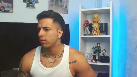 Darius Phoenix  online show from February 28, 3:15 am