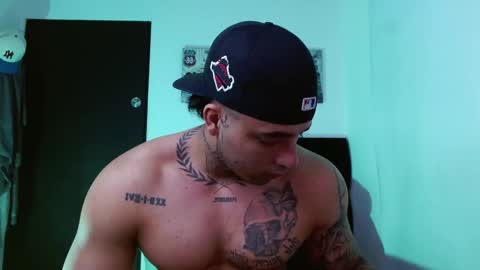 Darius Phoenix  online show from November 12, 8:57 pm