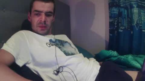 dark377 online show from October 8, 10:19 am