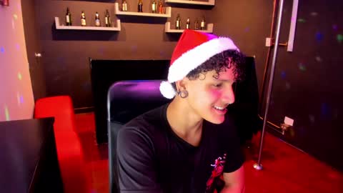 Scoot online show from December 12, 8:53 pm