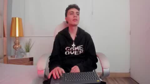 dark_sun333 online show from November 19, 10:09 pm