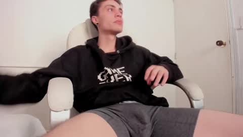 Snapshot of dark_sun333 chatting on September 21, 11:27 pm dark_sun333 online show from September 21, 11:27 pm