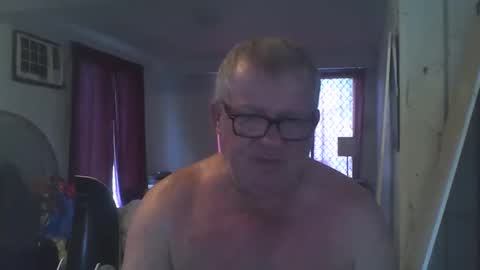 Snapshot of darwincock chatting on December 25, 10:59 pm darwincock online show from December 25, 10:59 pm