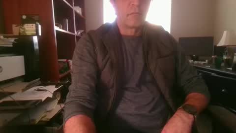 Snapshot of davethebooky chatting on October 23, 5:05 pm Dave online show from October 23, 5:05 pm