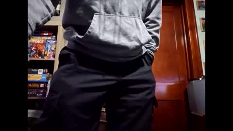 davey33_ online show from April 18, 6:42 pm