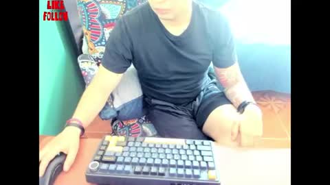 David online show from August 2, 8:29 pm