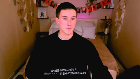 Snapshot of david__diamond chatting on October 26, 3:58 pm David online show from October 26, 3:58 pm