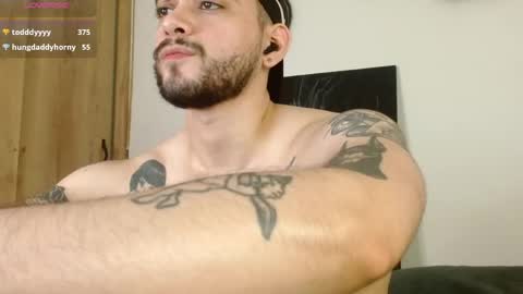 Twitter davidsanctum online show from April 12, 7:54 am