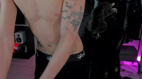 davis online show from February 3, 12:25 am