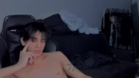 davis online show from January 14, 11:42 am