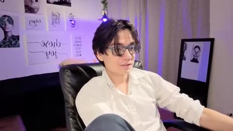 davoxer online show from March 8, 3:43 am