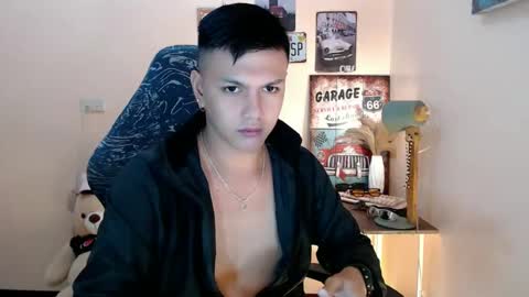 JC LOVER BOY online show from January 4, 8:16 pm