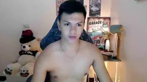 JC LOVER BOY online show from December 25, 7:02 pm