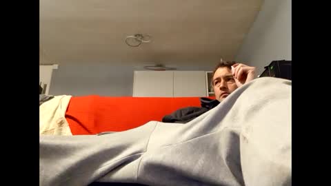 Dazzill online show from February 3, 10:54 pm