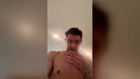 dbaker631 online show from April 3, 10:28 pm