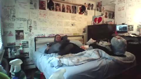 dbeamon92 online show from February 4, 5:52 pm