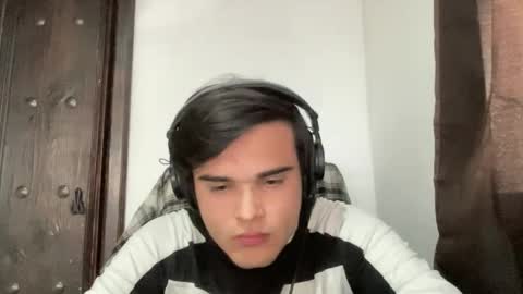 dcsprwls online show from March 25, 11:09 pm