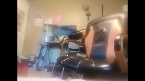 Snapshot of deadbirdink8o8 chatting on December 29, 9:41 pm deadbirdink8o8 online show from December 29, 9:41 pm