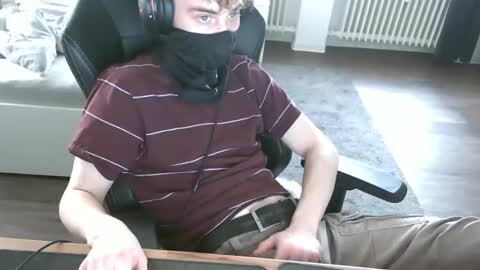 Dean online show from October 24, 1:46 pm