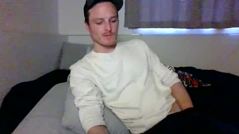 Dee4dayz online show from April 1, 11:46 pm