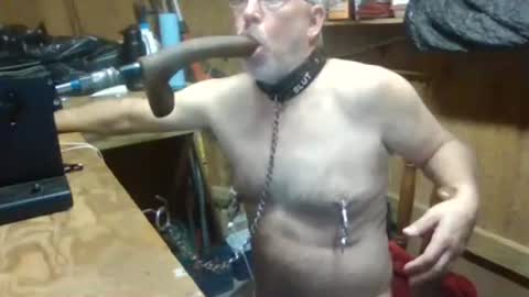 Deepthroat My Big Dildos online show from November 18, 6:44 pm