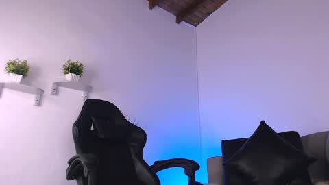  DEIVY  online show from January 29, 5:24 pm